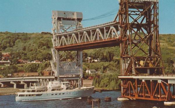 Houghton Hancock Bridge (newer photo)